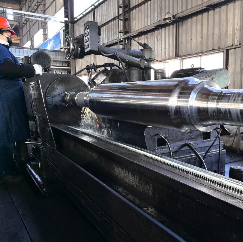 Zhrolls precision-forged work roll for hot strip rolling, delivering excellent wear resistance and thermal stability.